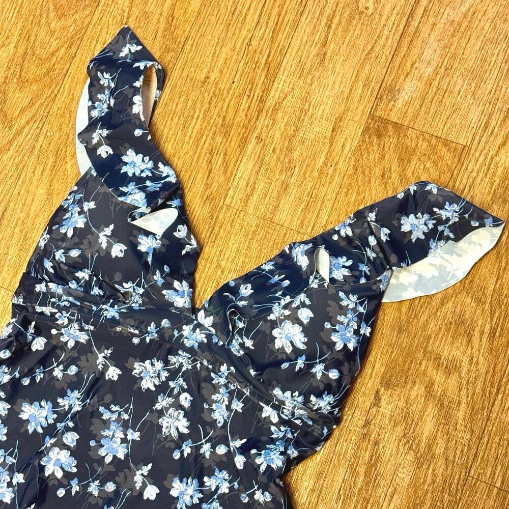 A Pea in the Pod Maternity Blue Floral Ruffle One-Piece Swimsuit Size Small